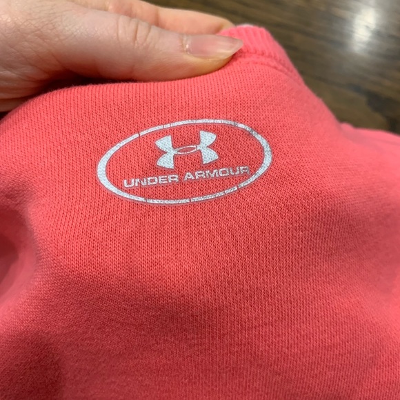 Like New Under Armour Crewneck Sweatshirt Coral Red Youth XL - Picture 6 of 6